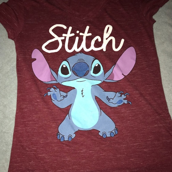 3-Graphic tees! - Picture 6 of 7